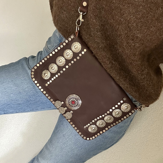 Pochette en cuir brun WESTERN