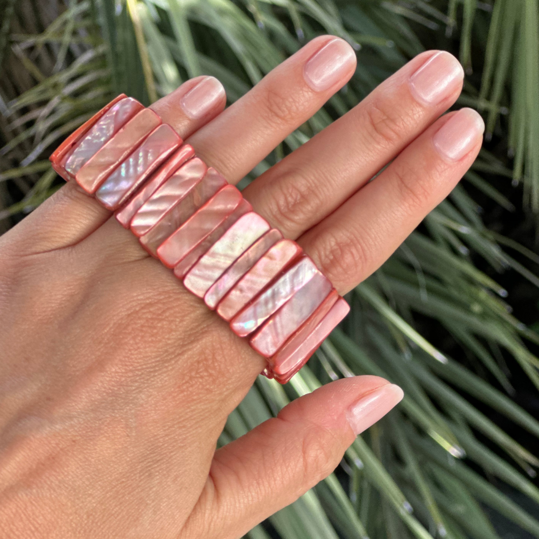 Bracelet en nacre rose