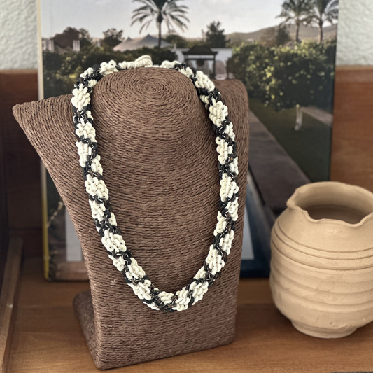 Collier ethnique torsadé