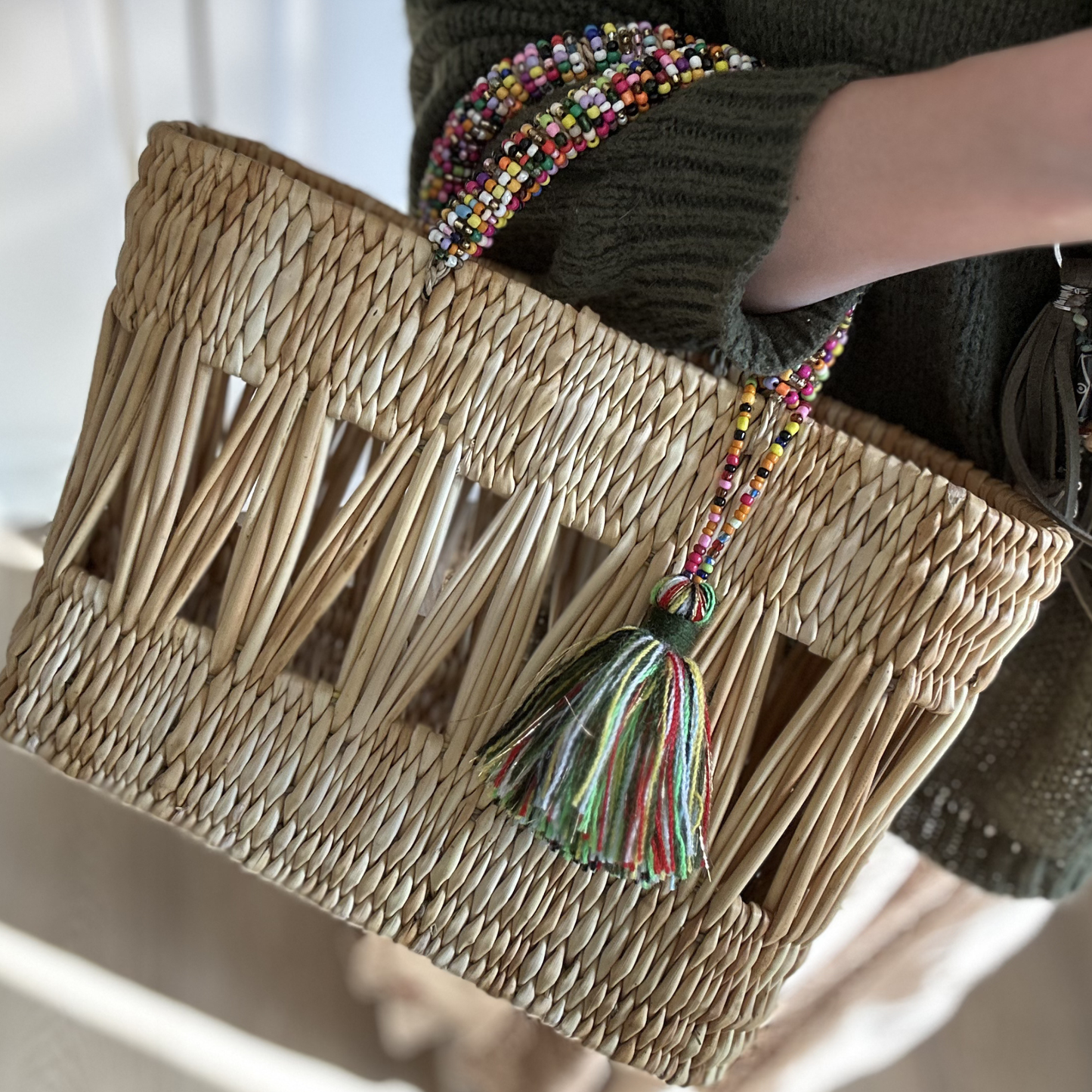 Panier à perles multicolors