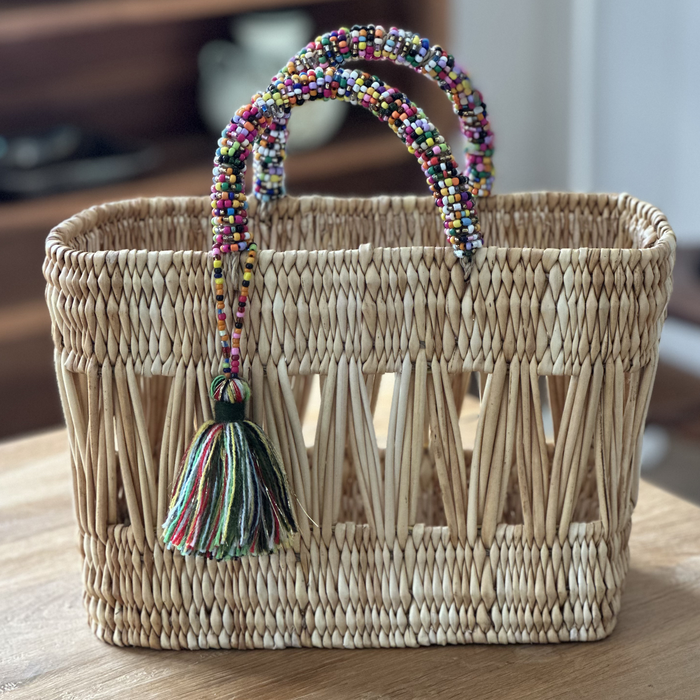 Panier à perles multicolors