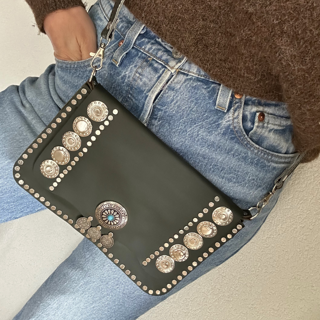 Pochette en cuir vert WESTERN