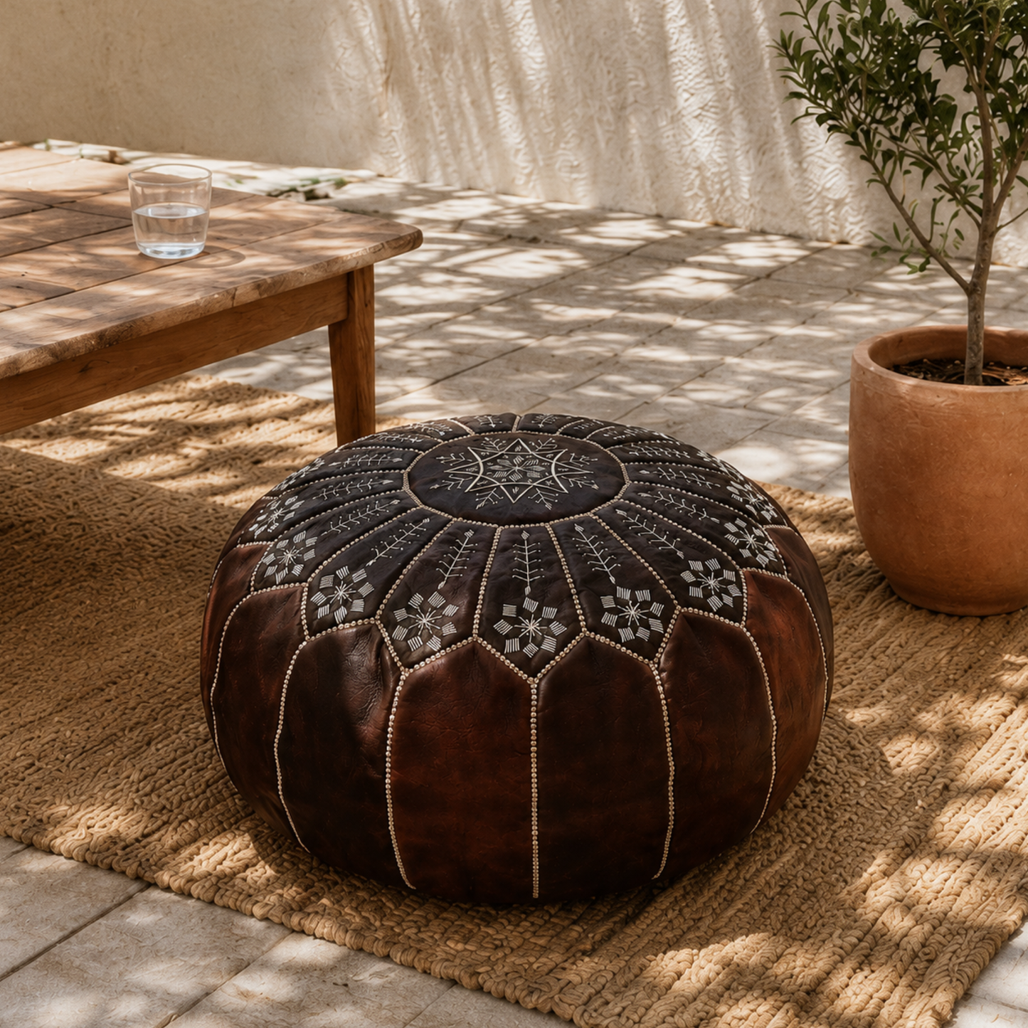 Pouf en cuir TRIBAL